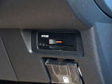 ビルトインETC2.0搭載されているので高速道路等ををスムーズに利用可能です。
