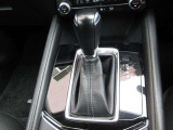 DCT、CVT、従来型のATなど、すべてのトランスミッションの利点を集約し、ロックアップ領域を大幅に拡大し伝達効率の向上とマニュアルトランスミッションのようなダイレクト感を実現した自社製ATです。