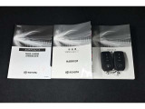 キーを取り出さずにドアを施錠&解錠。クルマの始動も可能です。