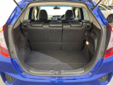 【トランク】積み込みやすくて、たっぷり積める荷室です。シートアレンジできるものは、乗車人数と荷物の量や大きさによってシートを動かすことができるので、より快適なドライブが可能です!