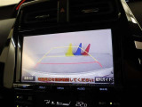 【バックモニター】付です。バックギヤに入れるだけで、ナビの画面に後方視界を映し出して非常に便利ですよ(^^♪後ろが見えることで安全確認も出来ますね☆