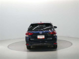 U-Carの販売だけでなく自動車保険、携帯電話の販売も行っております。