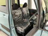 【運転席・助手席】内装ルームクリーニング済みです。しっかり綺麗にしていますので、是非、お確かめください。車に自信があるからこそ、是非一度ご来店頂き内外装も見てもらえると幸いです。