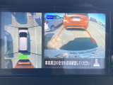 インテリジェント アラウンドビューモニター。クルマのまわりや目が届きにくいところも、大きい画面でしっかり確認できるので安心。