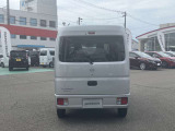 火曜日〜土曜日は9:30〜18:30、日曜日は9:30〜18:00まで営業しております。(月曜定休、その他会社カレンダーをご確認下さい)