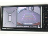 全周囲モニター付で、車庫入れも駐車もラクラクです。