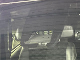 【トヨタセーフティセンス】走行中に前方の車両等を認識し、衝突しそうな時は警報とブレーキで衝突回避と被害軽減をアシスト。より安全にドライブをお楽しみいただけます。
