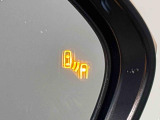 隣接する車線の死角領域を走る或いは急接近する車両を検知、ドアミラーのイ