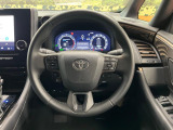 【純正革巻きステアリング】上質な革を使用することで、手にしっかり馴染みとても運転しやすいハンドルです♪