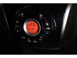快適な車内空間に誘うオートエアコン☆快適な空間で車内での会話も弾みます♪