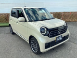 自社整備工場で点検整備をおこなってからお渡ししています。車検が残っている場合は『12ヶ月点検整備』を、車検整備付きの場合は『車検整備』をおこないます。整備費用は車両本体価格に含まれています。