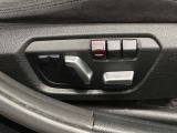フロント電動シート操作スイッチ