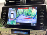 【パノラミックビューモニター】専用のカメラにより、上から見下ろしたような視点で360度クルマの周囲を確認することができます☆死角部分も確認しやすく、狭い場所での切り返しや駐車もスムーズに行えます。