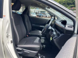 運転席・助手席です