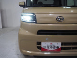 ヘッドライトはLEDタイプ。夜間の運転も安心です。