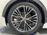 タイヤサイズは195/50R19です!