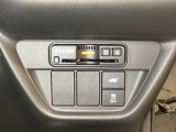ハンドルの右下にETC2.0がついています。高速道路の料金所の通過も楽々です。 カードの取り出しもしやすい場所についています。