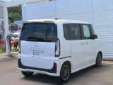 両側スライドドアを装備、ドアノブ操作はもちろん、運転席やスマートキーからの操作も可能。障害物が挟まれた時は反転する安全機能付きでお子様のいらっしゃるご家庭でも安心です。