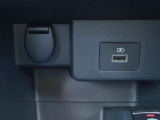 USB電源ソケットが装備されています。
