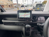 【インパネ】インパネトレーHonda純正8インチナビを搭載しております。ナビ、テレビ、AM、FM、Bluetooth、Carplay対応。