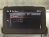 Bluetoothに接続することで、スマートフォンに入っている音楽アプリを車内で楽しめたり、通話が出来ます♪