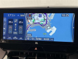 いまや必須装備「ナビゲーション」搭載!知らない場所にスイスイッとドライブ。もう、これなしではハンドルを握れませんね!でも運転中の操作は危険ですのでご注意ですね☆