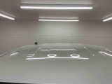 当店では車両本体価格以外に、諸費用を含めた支払総額も表示しておりますので、お客様の予算にピッタリのおクルマお選びができます。コーティングやJAFをセットにしたオトクな購入パックも好評です。