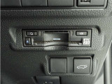 ETCゲートを使ってキャッシュレスで料金所を通過・スマートに時短出来ます。スマートICを乗降出来るのもメリットです!ETCカードはトヨタカードがおすすめ!
