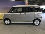 エンジンルーム、室内、クリーニング済みです。厳選したお車を屋内展示場にて展示中☆車両品質には自信がございます!ぜひ一度ご来店ください!!