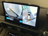 マルチビューカメラシステム搭載で駐車が苦手な方も全方向を確認しながらの駐車が可能です!カメラは選択可能でフロントだけサイドだけ等便利にご使用いただけます!