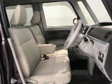 見通しのよいすっきりとした視界で、誰でも運転しやすいです。運転のしやすさは疲れにくさにも繋がりますよ♪