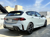 BMWのお車は、&ldquo;駆け抜ける歓び&rdquo;を体現しております。走行の安定性とコーナリングの良さを追求し、思い通りにハンドルの操作可能です。