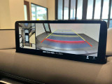 360ビューモニターを搭載しており、駐車時、発進時も安心です。