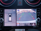 アラウンドビュ-モニタ-はクルマの真上から見ているかのような映像によって、周囲の状況を知ることで、駐車を容易に行うための支援技術です。