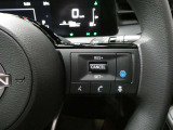 同一車線運転アシスト機能『プロパイロット』搭載。車間距離も見てくれるアダプティブクルーズコントロールとしても使えます。