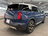MINI自動車保険をご存知でしょか?万が一の事故の際、当社とMINI保険を引受している国内大手損保会社と連携して迅速に対応いたします。長期保険もお取り扱いしております。是非お話させてください。