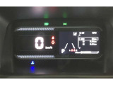 スピードをデジタルで表示する、とても見やすいメーターとなっています
