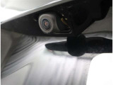 バックカメラが付いているので後方確認が非常にしやすいです。今や運転初心者も熟練者も必須装備!ついていて損はないですね♪