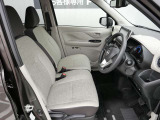 乗り降りしやすい運転席