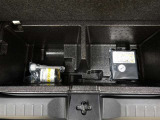 タイヤパンク修理キットが装備されております!