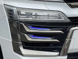3眼LEDヘッドランプ+LEDクリアランスランプ+LEDアクセサリーランプ+LEDシーケンシャルターンランプ 少ない電力で明るく照らします☆彡