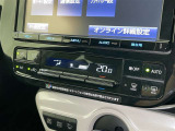 オートエアコンで快適な室内です。