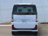 この度は当店の車両をごらん頂きましてありがとうございます。当店の販売車両はそのほとんどが自社での下取り車とデモカー(展示、試乗車)から構成されておりますので、ご安心ください。i