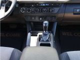 並行輸入車については、アメリカでの走行距離及び、アクシデント履歴を管理する『AutoCheck』に各車両を照会。日本に到着後、非営利法人・日本自動車鑑定協会『JAAA』での修復歴等の鑑定。