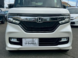 ハロゲンより明るく、より遠くまでさらなる安心感のあるLEDヘッドライトを採用。点灯忘れも防止できるオートライトコントロール機構付きです。