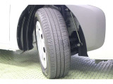 タイヤサイズ 185/65R15。