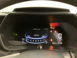 視認性の良いメ-タ-を採用しており、快適なドライブをサポ-トします♪