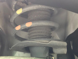 お車を安心してお乗りいただく為には、足回りの定期点検が欠かせません。サービスサポート(有償保証)では無料点検もご提供しており、安心のカーライフをお過ごしいただけるサポート体制が整っています。