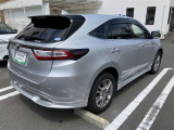 広々とした車内空間に優れた燃費性能。更にデザインも上質で人気のお車です!