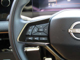 ステアリングスイッチ付きです。運転に集中できます。